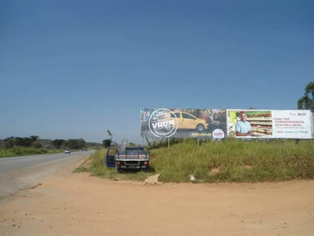 Foto 3 de View Mídia - Outdoor, Comunicação visual em Divinópolis - MG