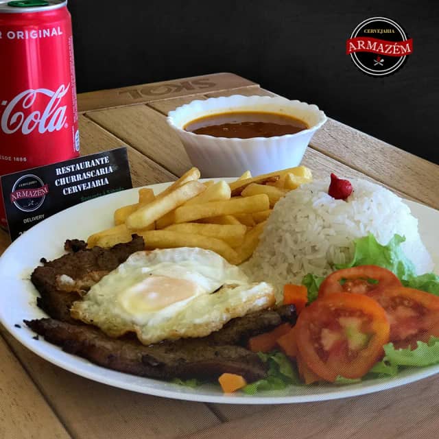 Foto 11 de Cervejaria Armazém, Barzinhos em Divinópolis - MG