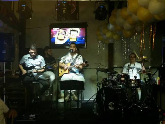 Foto 7 de Cervejaria Savassi, Barzinhos em Divinópolis - MG