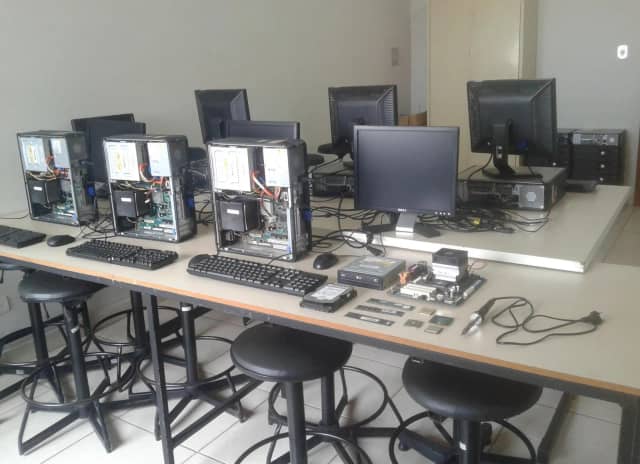 Foto 1 de PC Informática & Segurança Eletrônica, Computadores em Divinópolis - MG