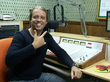 Foto 9 de Rádio 94FM, Rádio e TV em Divinópolis - MG