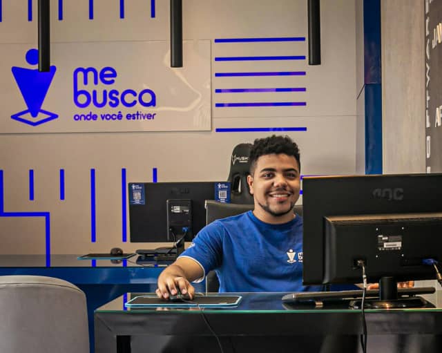 Foto 1 de MeBusca, Táxi em Nova Serrana - MG